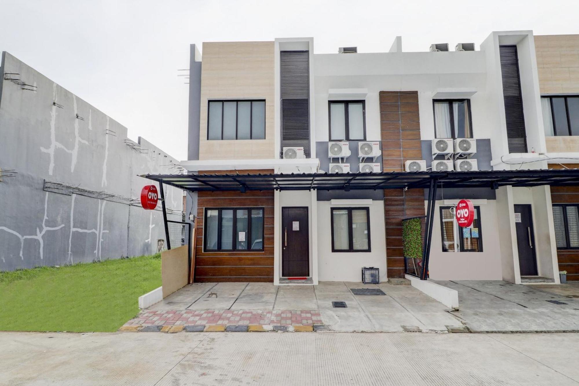 Oyo 90215 Ada Residence Telukjambe Exterior photo